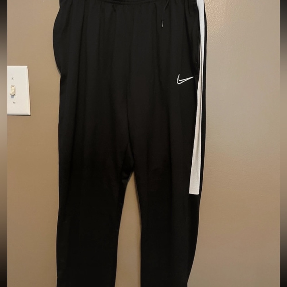 nike pants